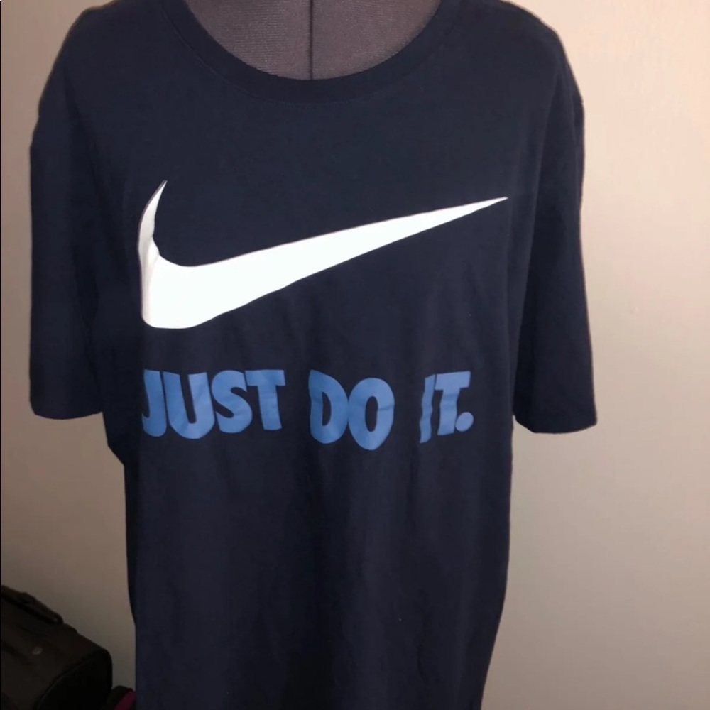 Men’s blue Nike Just Do It Tee Shirt XL